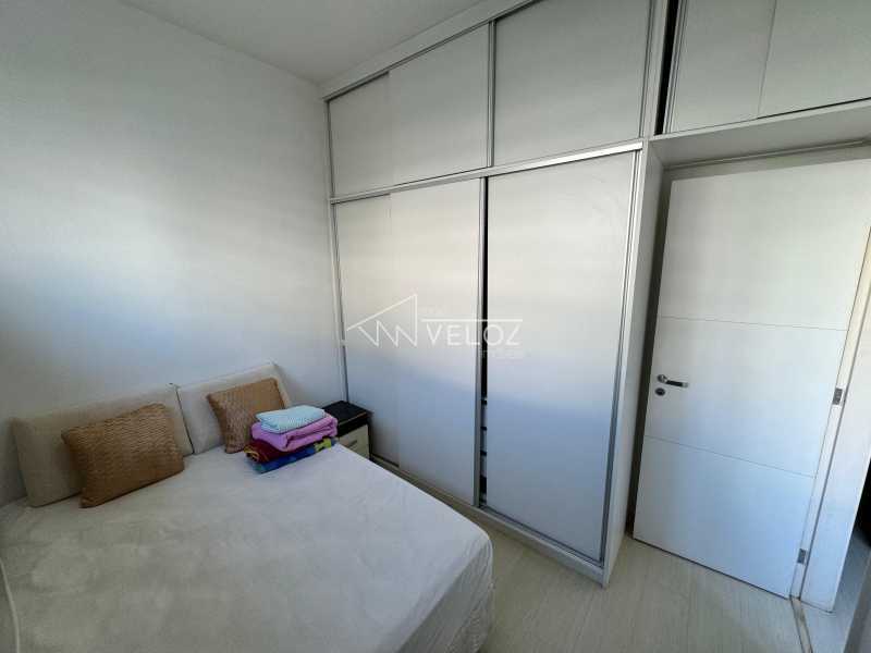 Apartamento à venda com 2 quartos, 70m² - Foto 6