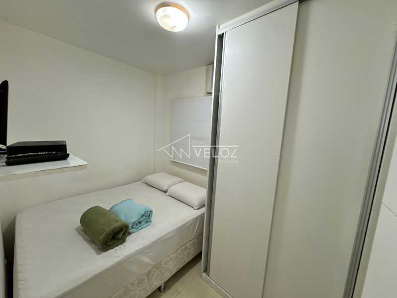 Apartamento à venda com 2 quartos, 70m² - Foto 9