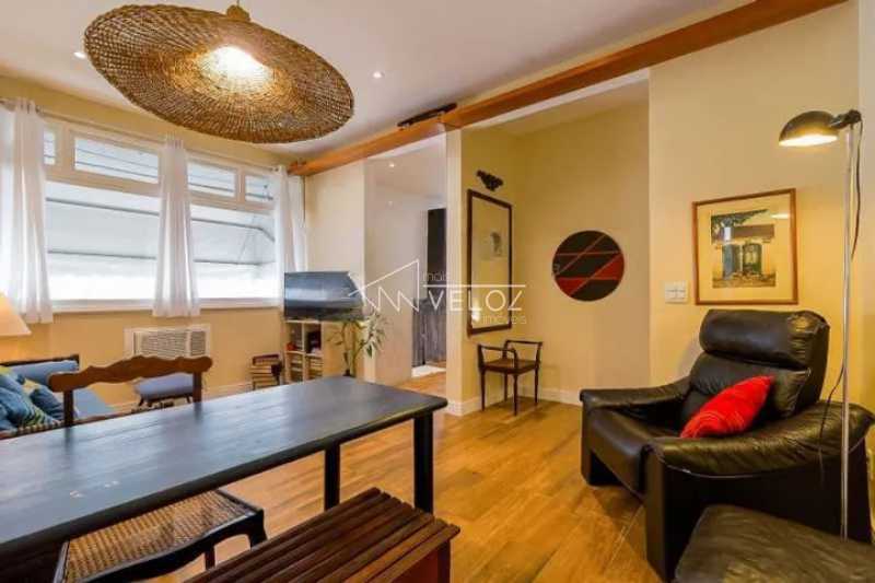 Apartamento à venda com 2 quartos, 65m² - Foto 1