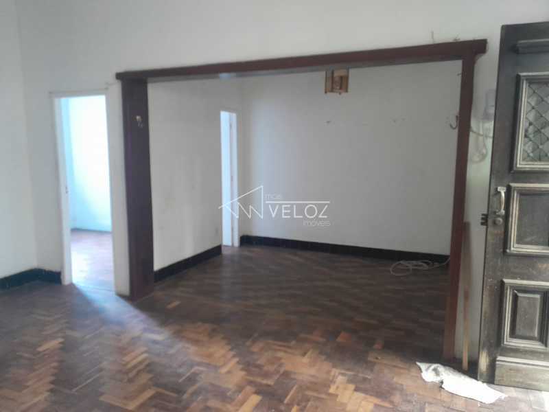 Apartamento à venda com 2 quartos, 158m² - Foto 1