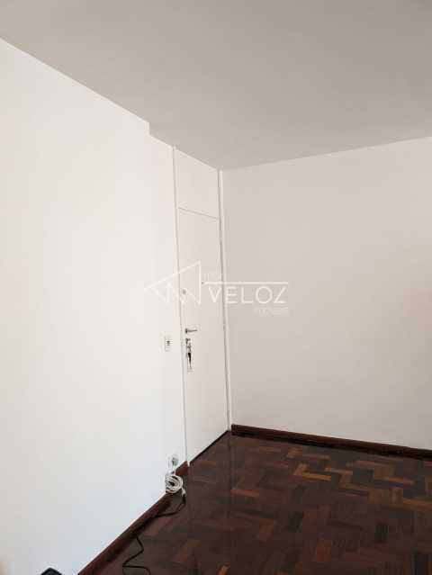 Apartamento à venda com 2 quartos, 125m² - Foto 5