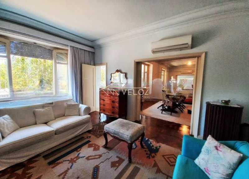 Apartamento à venda com 3 quartos, 171m² - Foto 15