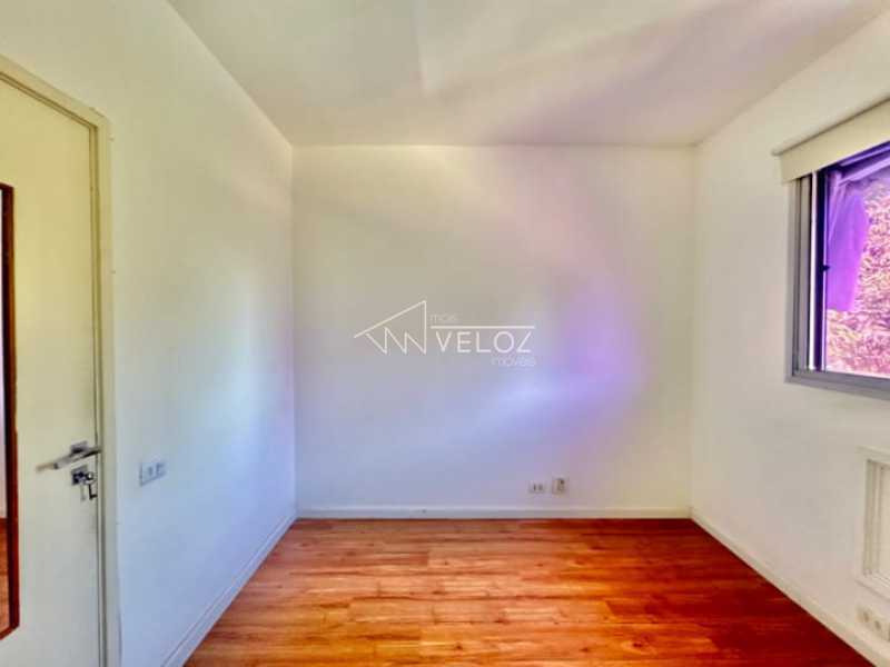 Apartamento à venda com 2 quartos, 80m² - Foto 7