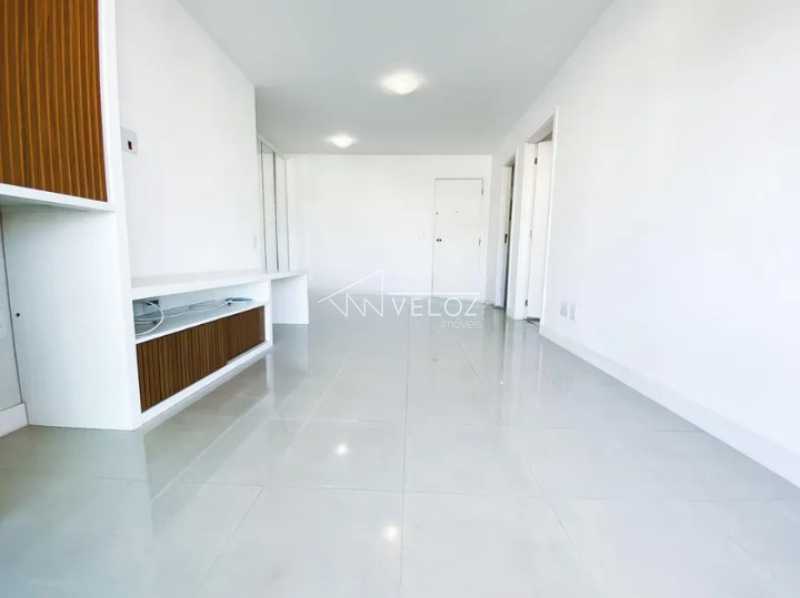 Apartamento à venda com 2 quartos, 79m² - Foto 7