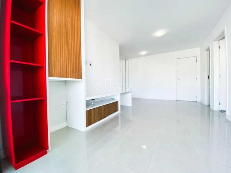 Apartamento à venda com 2 quartos, 79m² - Foto 9