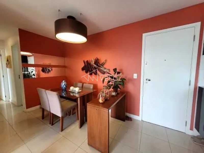 Apartamento à venda com 2 quartos, 79m² - Foto 3