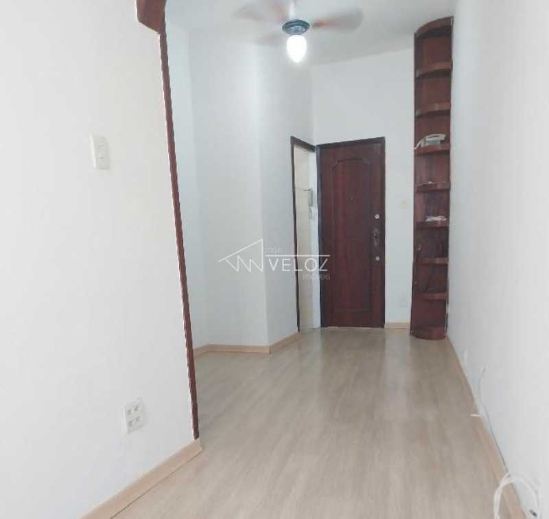 Apartamento à venda com 1 quarto, 34m² - Foto 5