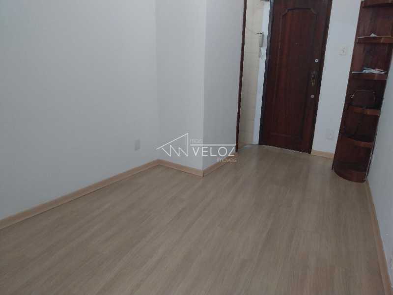 Apartamento à venda com 1 quarto, 34m² - Foto 6