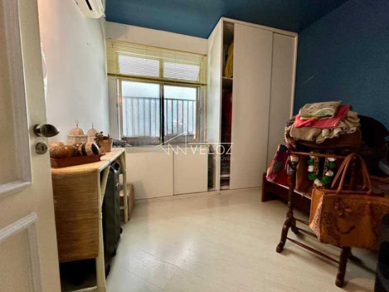 Apartamento à venda com 4 quartos, 210m² - Foto 10