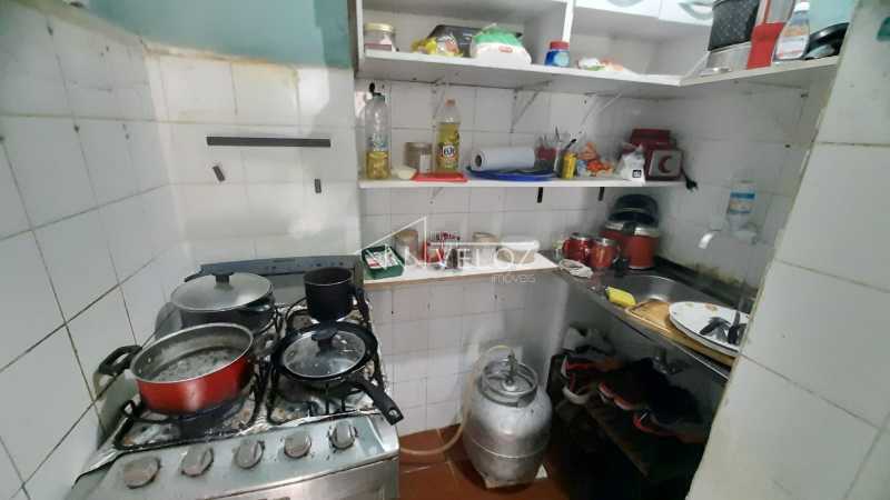 Apartamento à venda com 2 quartos, 61m² - Foto 14