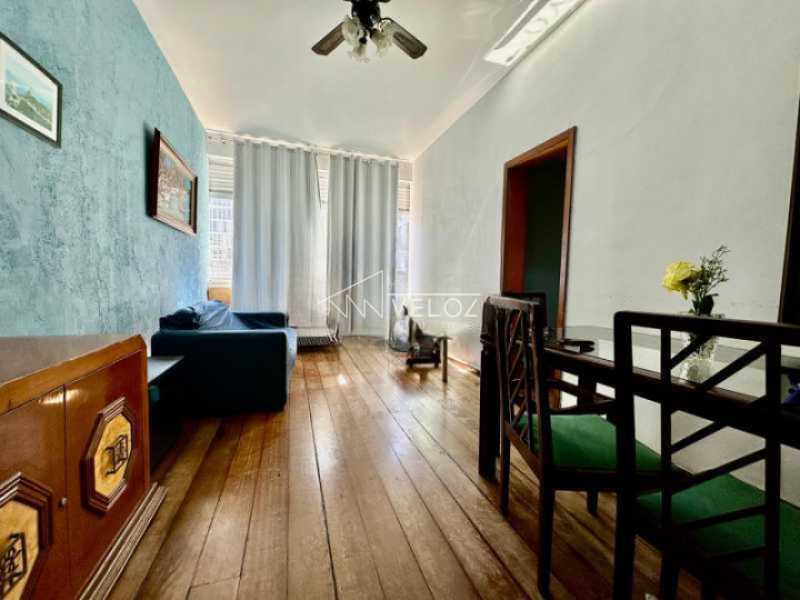 Apartamento à venda com 2 quartos, 74m² - Foto 1