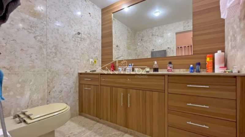 Apartamento à venda com 4 quartos, 250m² - Foto 14