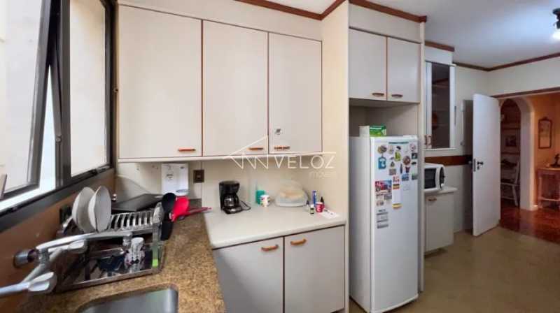 Apartamento à venda com 4 quartos, 250m² - Foto 22