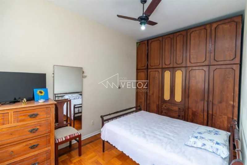 Apartamento à venda com 3 quartos, 80m² - Foto 2