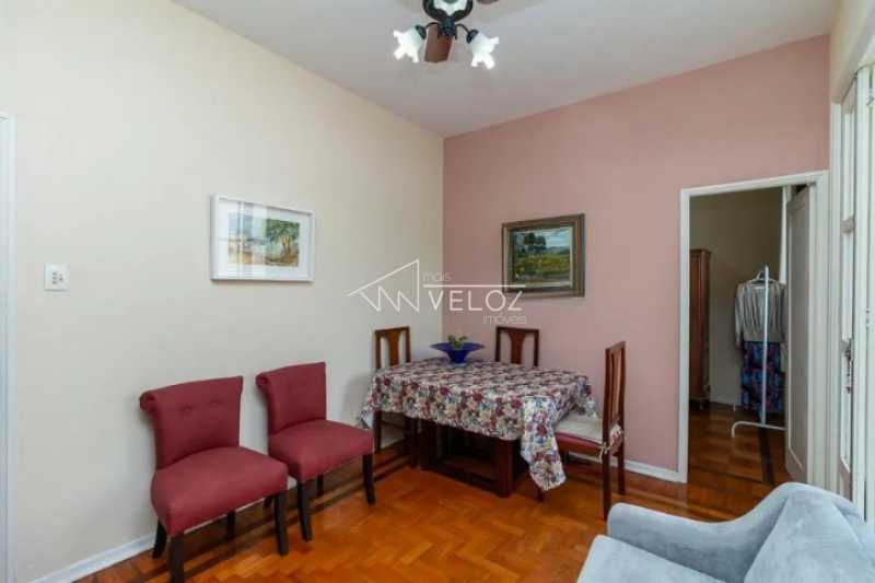 Apartamento à venda com 3 quartos, 80m² - Foto 1