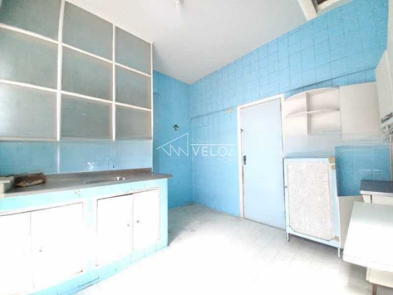 Apartamento à venda com 4 quartos, 229m² - Foto 21