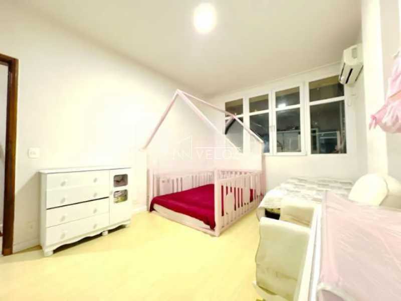 Apartamento à venda com 2 quartos, 100m² - Foto 12