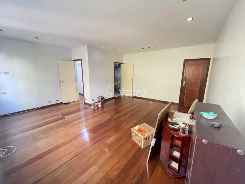 Apartamento à venda com 3 quartos, 90m² - Foto 4