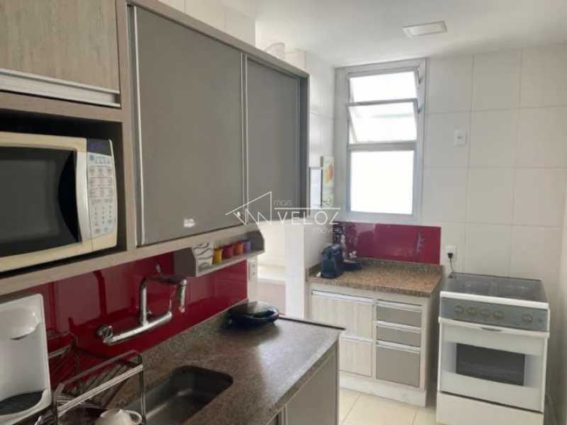 Apartamento à venda com 2 quartos, 83m² - Foto 9