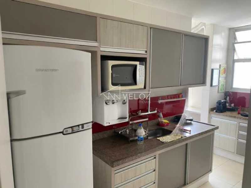 Apartamento à venda com 2 quartos, 83m² - Foto 12