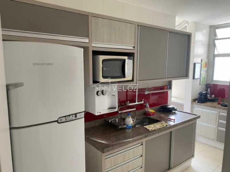 Apartamento à venda com 2 quartos, 83m² - Foto 17