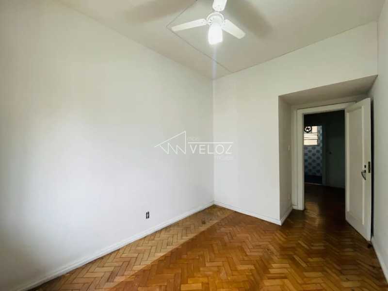 Apartamento à venda com 3 quartos, 97m² - Foto 15