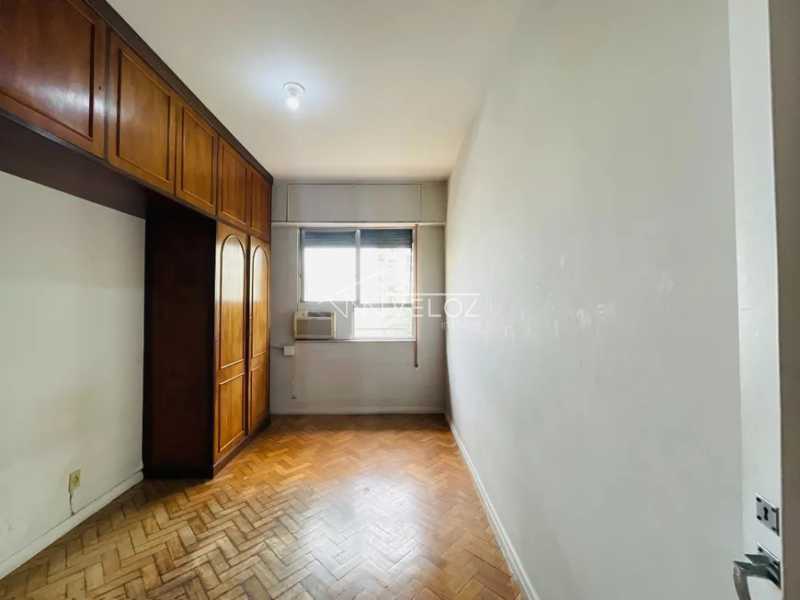 Apartamento à venda com 3 quartos, 97m² - Foto 22