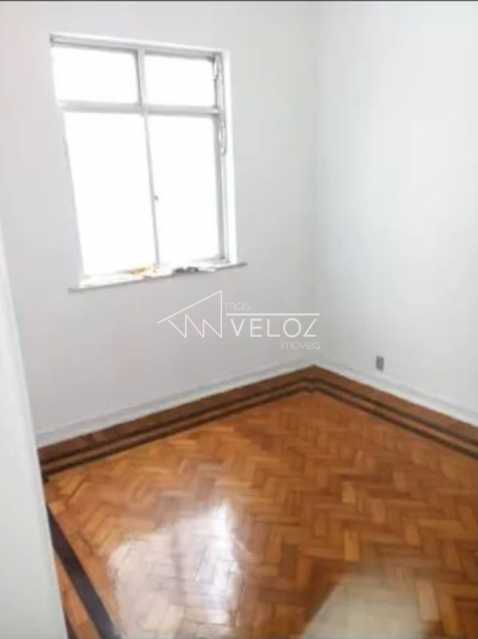 Apartamento à venda com 2 quartos, 73m² - Foto 1