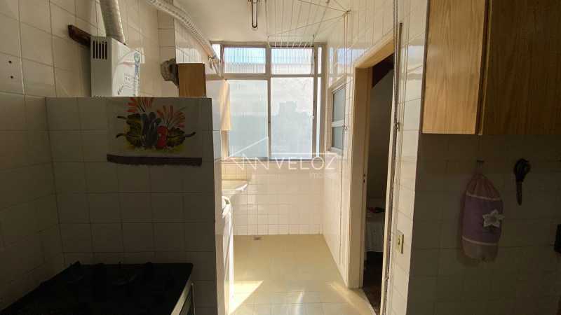 Apartamento à venda com 4 quartos, 140m² - Foto 4