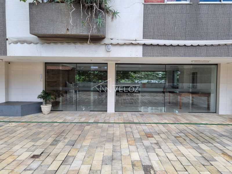 Apartamento à venda com 2 quartos, 57m² - Foto 18