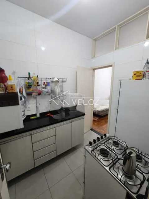 Apartamento à venda com 2 quartos, 60m² - Foto 12