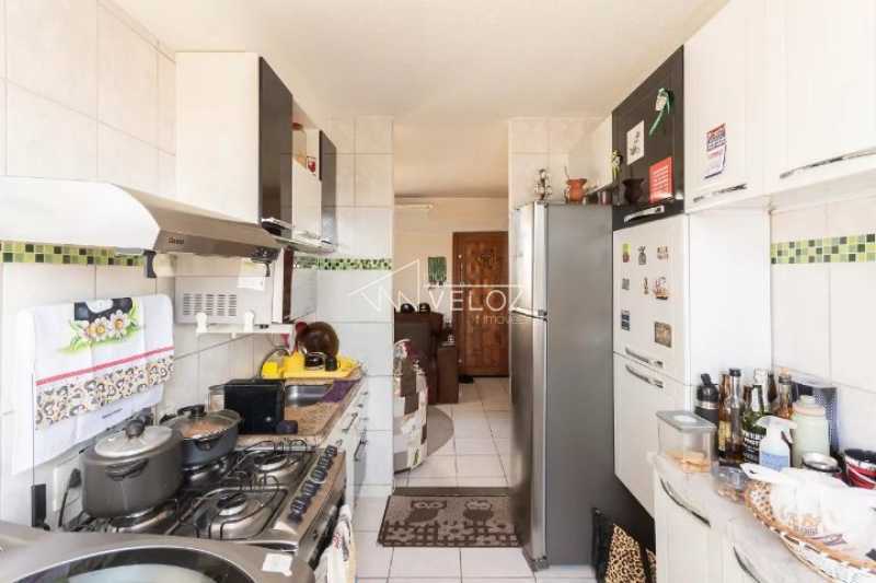 Apartamento à venda com 2 quartos, 50m² - Foto 14