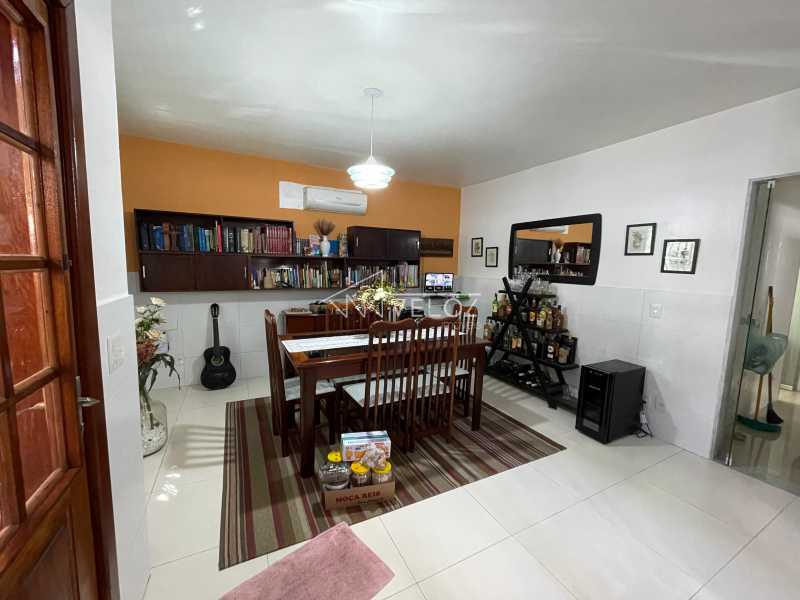 Casa à venda com 3 quartos, 160m² - Foto 9