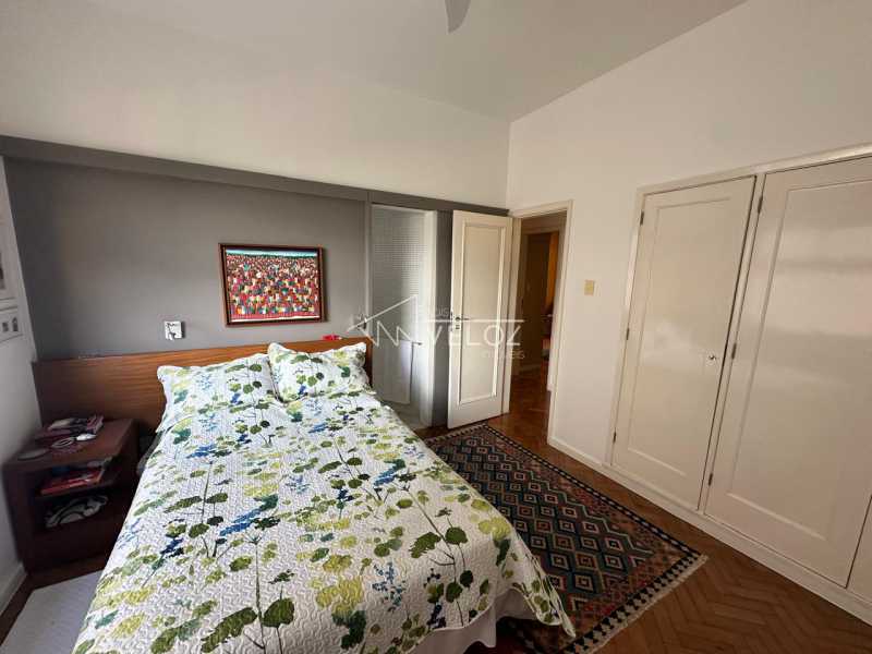 Apartamento à venda com 3 quartos, 113m² - Foto 16