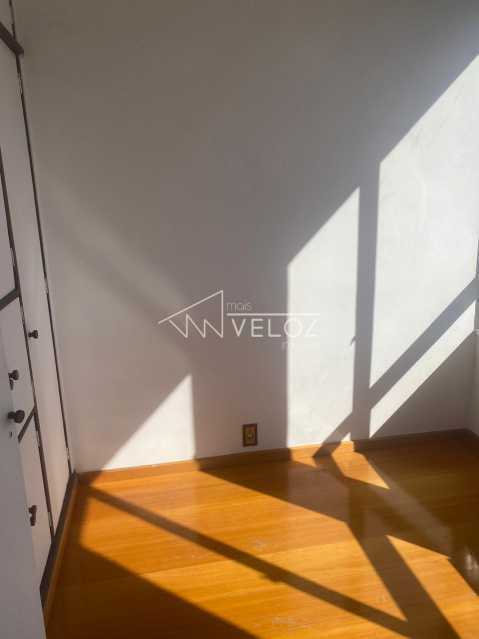 Apartamento à venda com 2 quartos, 61m² - Foto 5