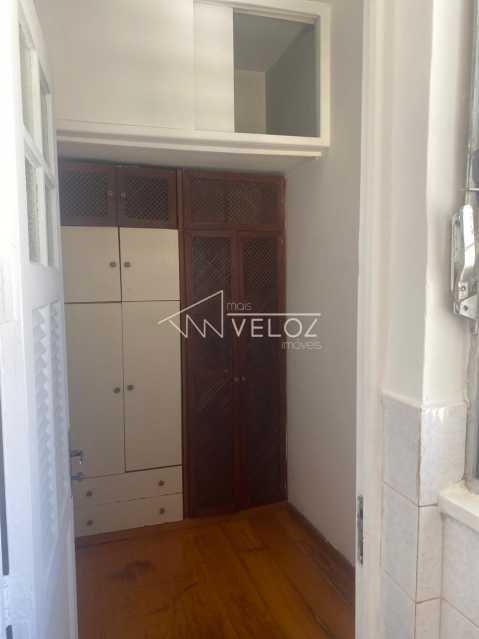 Apartamento à venda com 2 quartos, 61m² - Foto 10