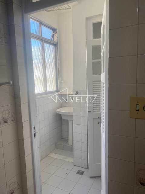 Apartamento à venda com 2 quartos, 61m² - Foto 17