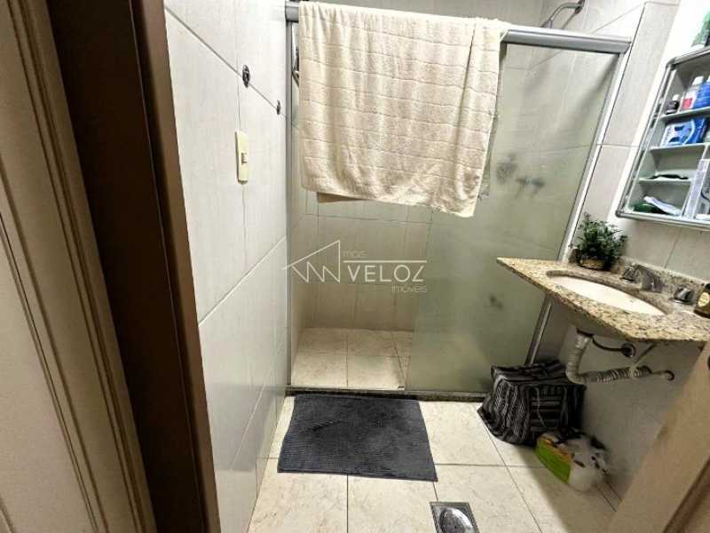 Apartamento à venda com 2 quartos, 77m² - Foto 10