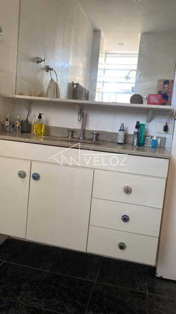 Apartamento à venda com 2 quartos, 70m² - Foto 11