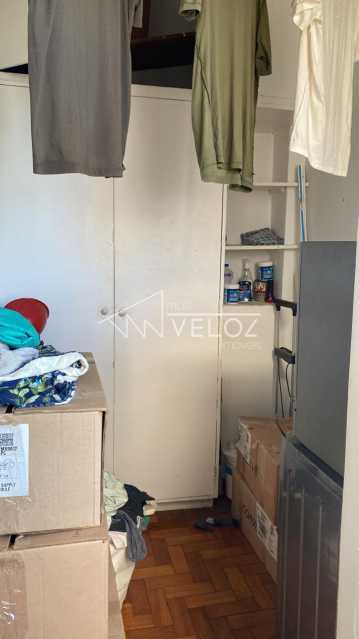 Apartamento à venda com 2 quartos, 70m² - Foto 14