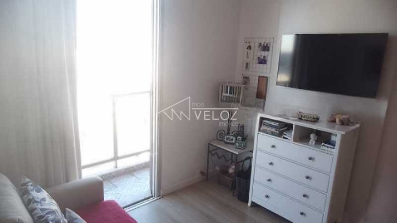 Apartamento à venda com 3 quartos, 180m² - Foto 5