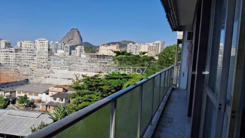 Apartamento à venda com 3 quartos, 180m² - Foto 19