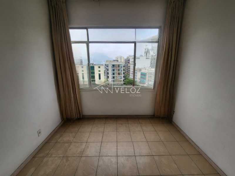 Apartamento à venda com 2 quartos, 70m² - Foto 15