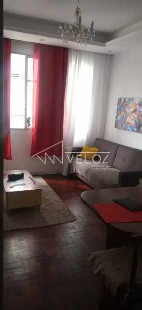 Apartamento à venda com 2 quartos, 68m² - Foto 3