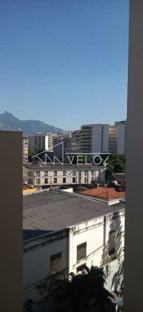 Apartamento à venda com 2 quartos, 68m² - Foto 9