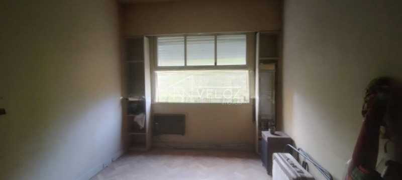 Apartamento à venda com 4 quartos, 330m² - Foto 13