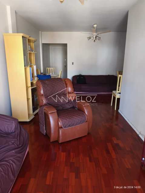 Apartamento à venda com 3 quartos, 102m² - Foto 2