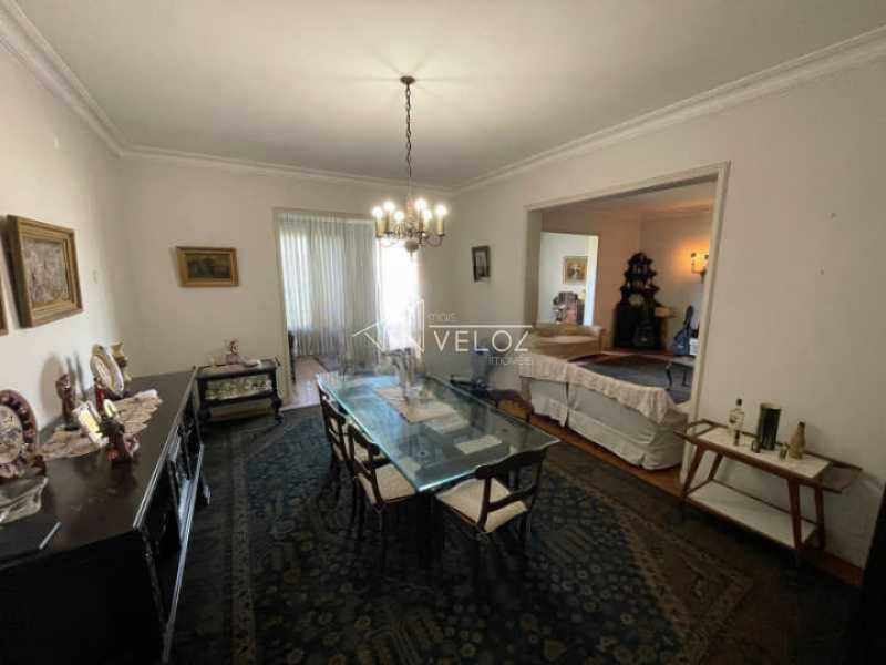 Apartamento à venda com 4 quartos, 248m² - Foto 1