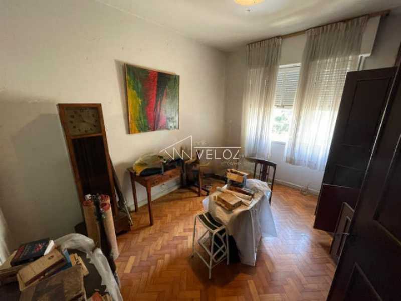 Apartamento à venda com 4 quartos, 248m² - Foto 11