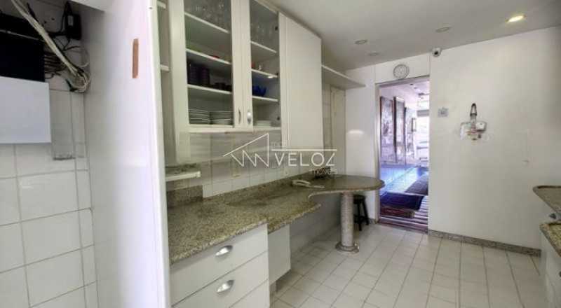 Apartamento à venda com 4 quartos, 196m² - Foto 9